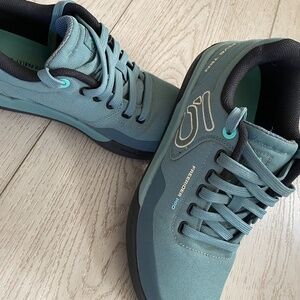 5.10 Bike Shoes - FreeRider Pro | PrimeBlue - Women's US9.5 | UK8